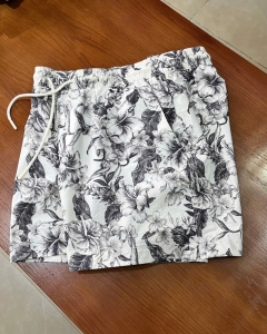 Short mùa hè Eagle họa tiết đen