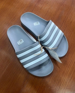 Dép đúc Adidas xanh nhạt