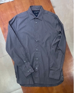 Áo Sơ Mi Tommy Họa Tiết Xám Đậm – Form Slim Fit