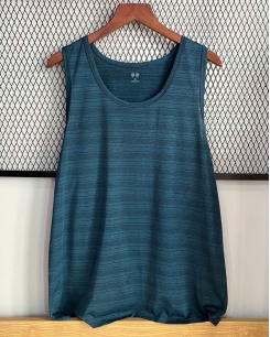 Áo 3 lỗ Uniqlo màu xanh sọc