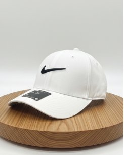 Nón Lưỡi Trai Nike Active Performance – Màu Trắng