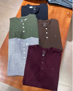 Áo Thun American Eagle Cổ Trụ