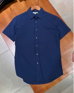 Áo Sơ Mi Nam Uniqlo Tay Ngắn Màu Xanh Đen