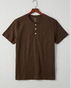 Áo Thun Henley American Eagle - Màu Nâu Cổ Điển