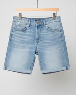 Short Jean nam Bershka màu xanh