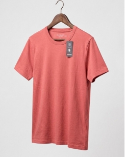 Áo Thun Nam Abercrombie & Fitch Classic Fit – Màu Đỏ Dusty Red