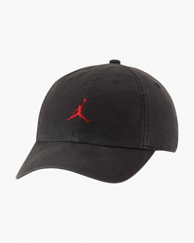 Mũ Nike Jordan logo đỏ