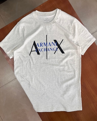 Áo thun Armani Exchange xám kem