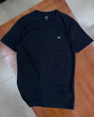 Áo cổ tròn Gap màu đen