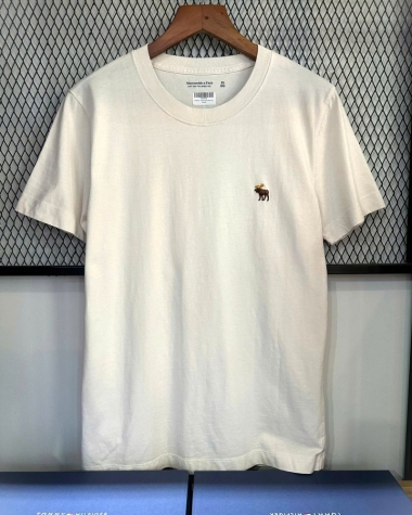 Áo thun Abercrombie màu be