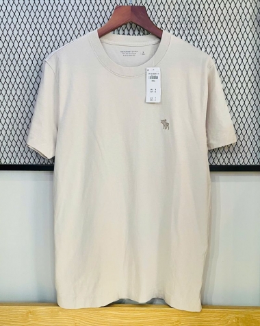 Áo thun Abercrombie màu be logo vân