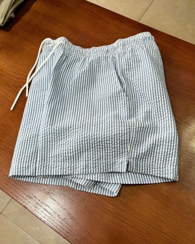 Short mùa hè Eagle sọc xanh dương