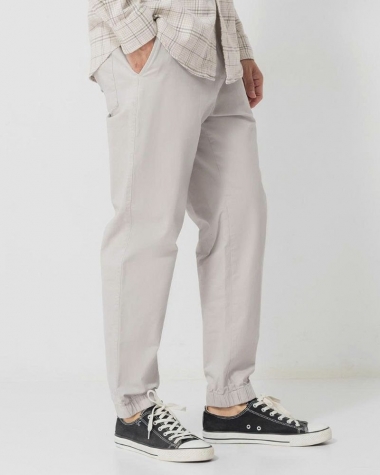 Jogger nam Net Màu xám trắng