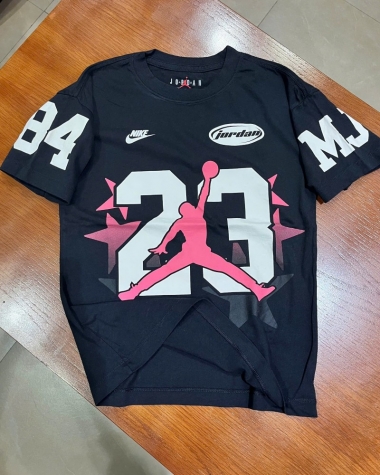 Áo Phông Nike Jordan Bé Trai In Số 23 Màu Đen