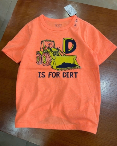 Áo thun bé trai The Children's Place in xe máy ủi