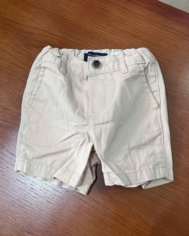 Quần Short Kaki Place Màu Kem Nhạt