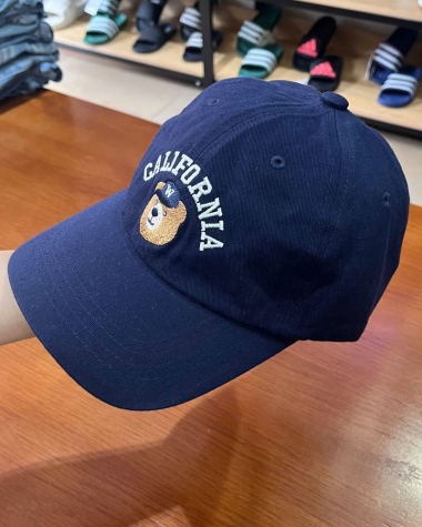 Mũ Lưỡi Trai WHO.A.U Unisex Xanh Đen California