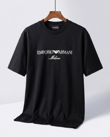 Áo Thun Nam Armani Emporio – Màu Đen