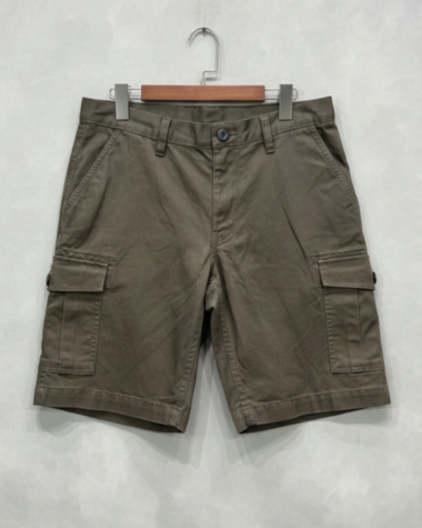 Quần Short Khaki Cargo Uniqlo 6 Túi – Màu Rêu