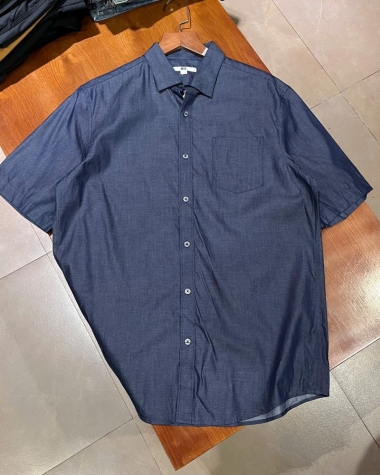 Áo Sơ Mi Nam Uniqlo Tay Ngắn Màu Xanh Denim
