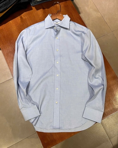 Áo Sơ Mi Nam Uniqlo Tay Dài Màu Xanh Dương Nhạt