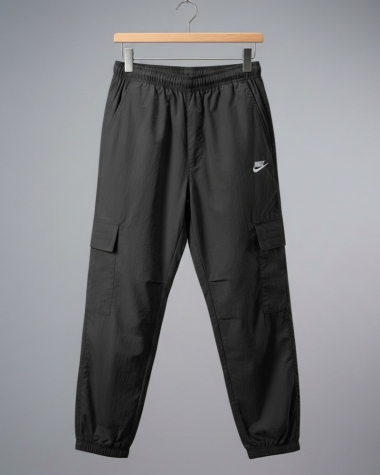 Quần gió Nike Cargo chính hãng - màu đen
