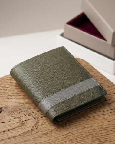 Ví Nam Dáng Đứng Da Bò Thật - Xanh Ô Liu